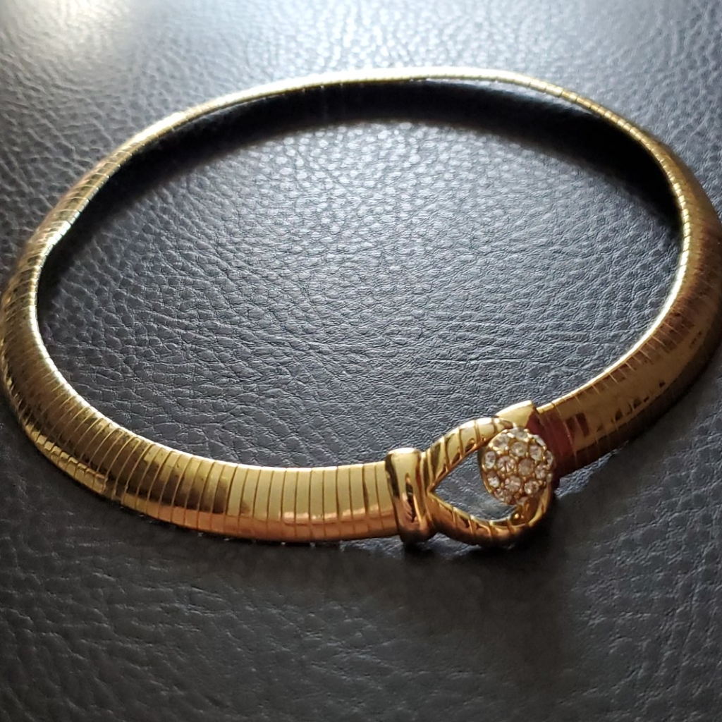 Vtg Necklace